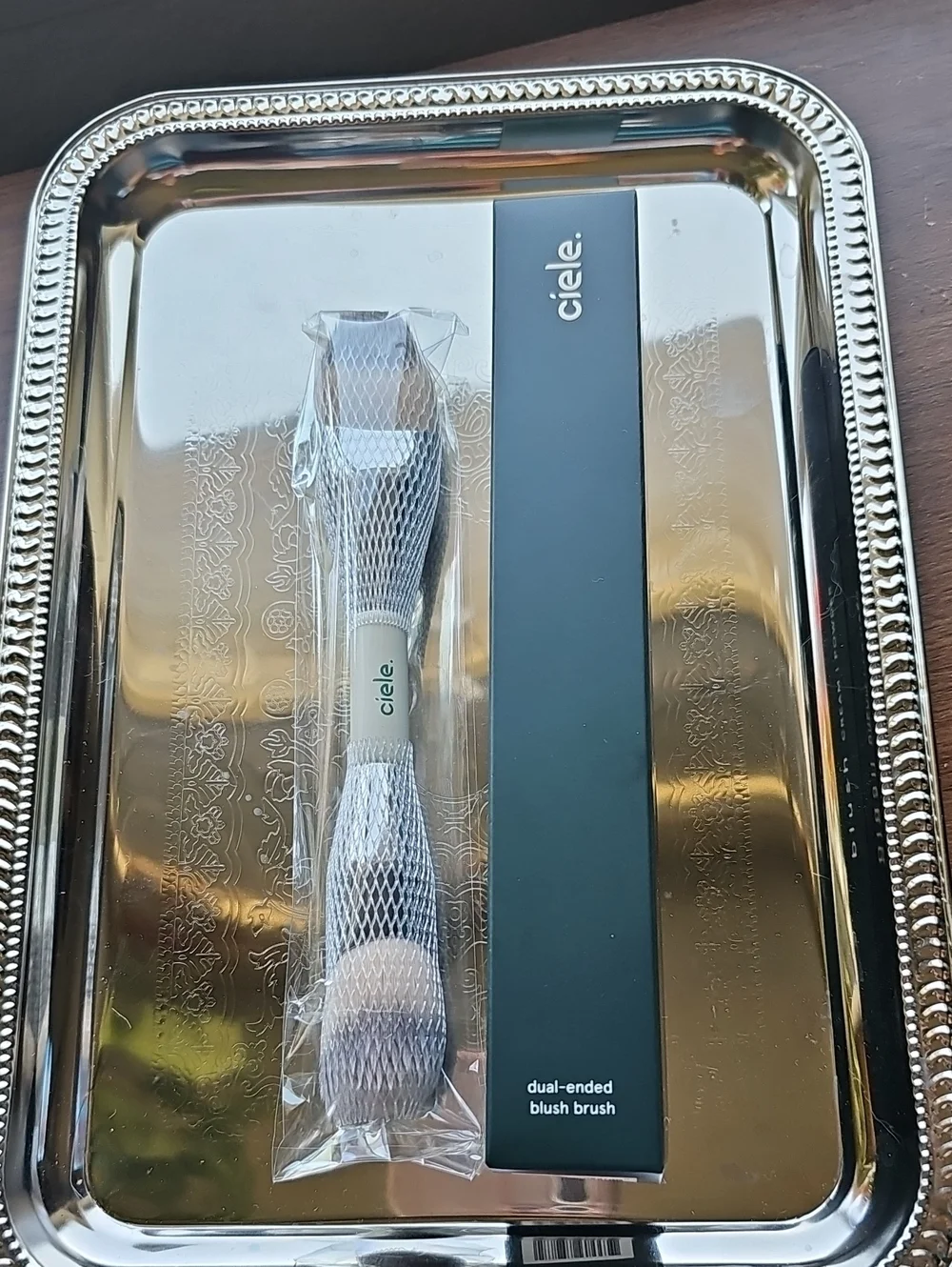 NIB ciele Dual-Ended Complexion Blush Brush – White